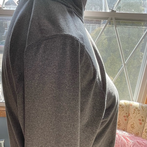 Women’s Nike Dri fit 1/4 length gray zip pullover long sleeve small - Picture 7 of 8